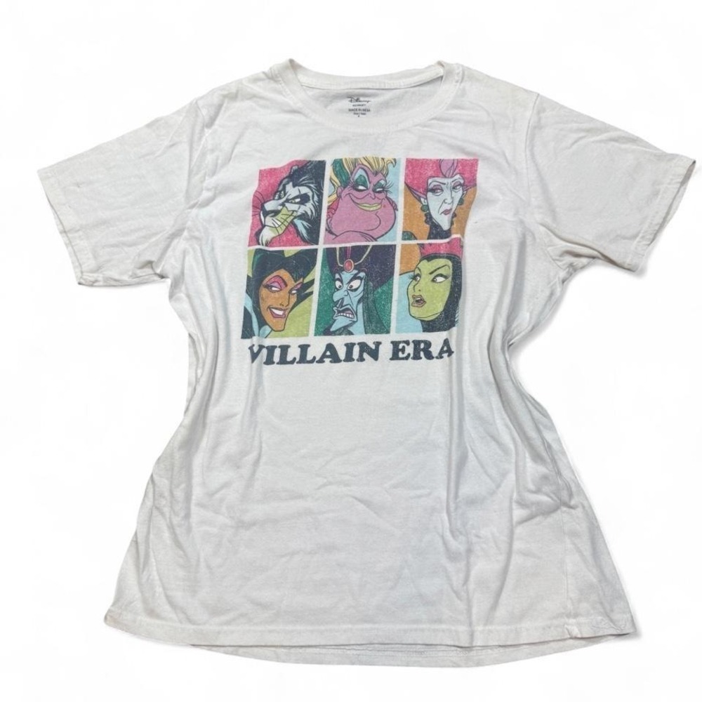 Disney Villain Era White T-Shirt Size Large Graphic Tee Shirt Princess